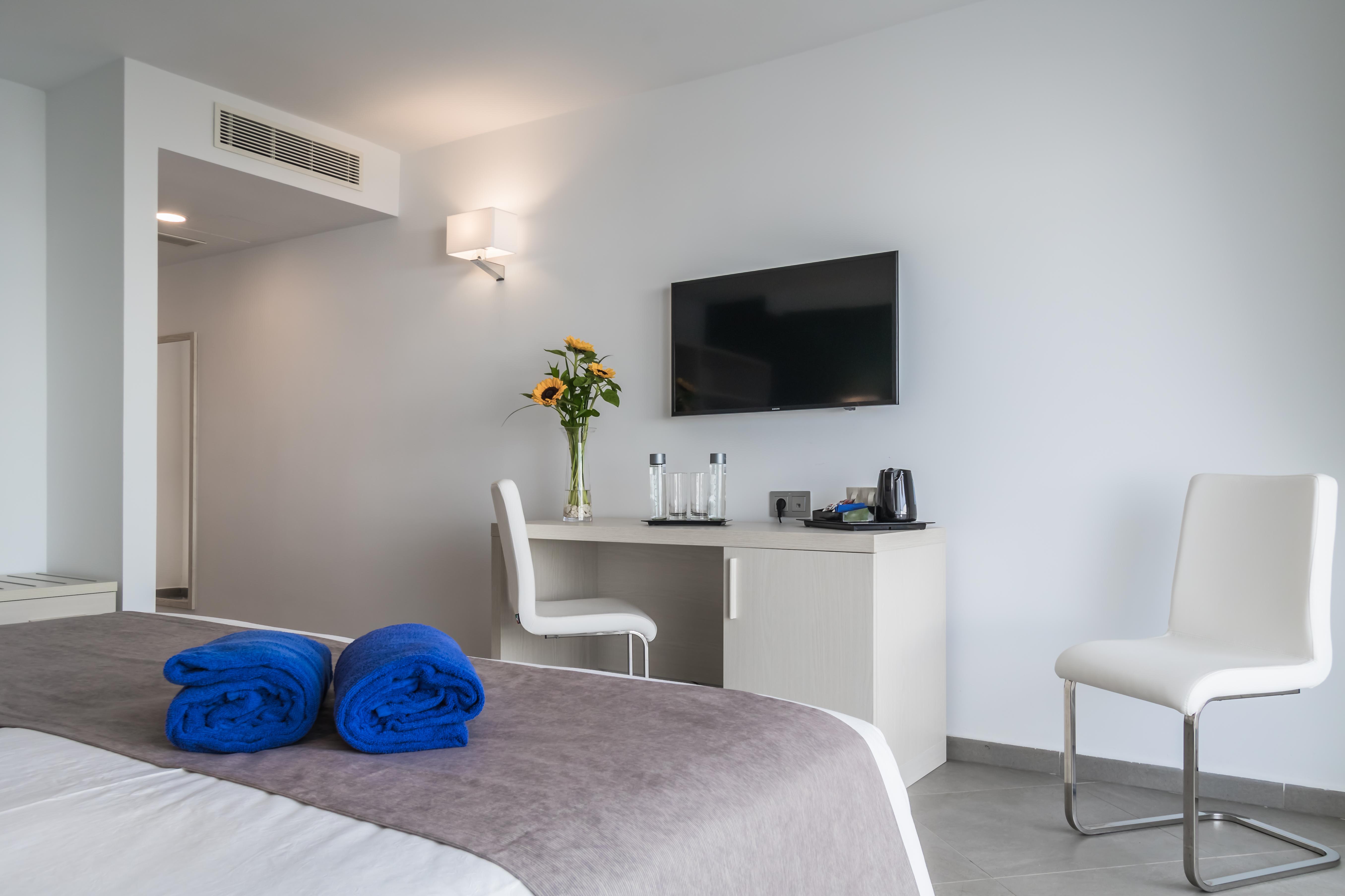 Aparthotel Esquinzo Y Monte Del Mar Playa De Esquinzo Eksteriør billede
