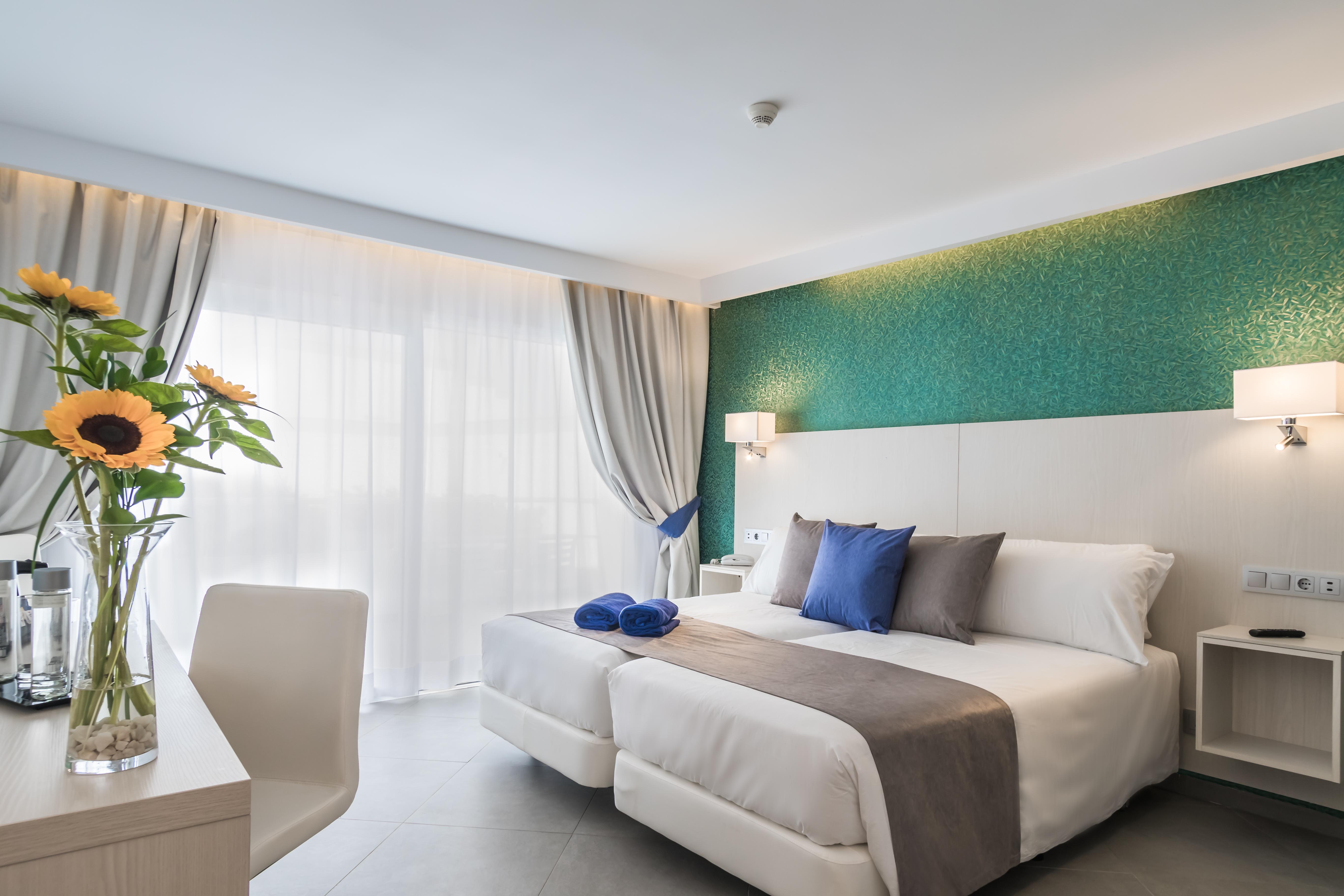 Aparthotel Esquinzo Y Monte Del Mar Playa De Esquinzo Eksteriør billede