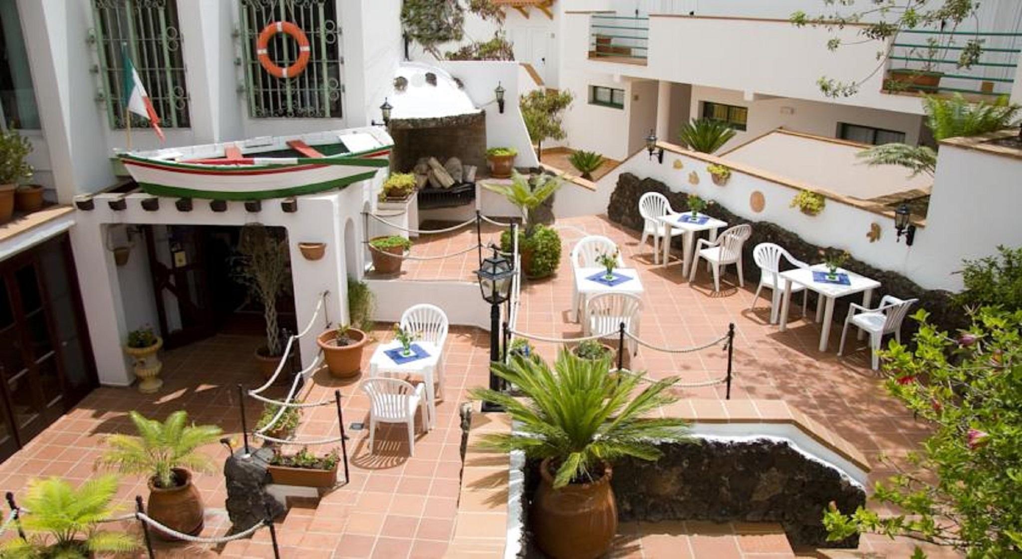 Aparthotel Esquinzo Y Monte Del Mar Playa De Esquinzo Eksteriør billede