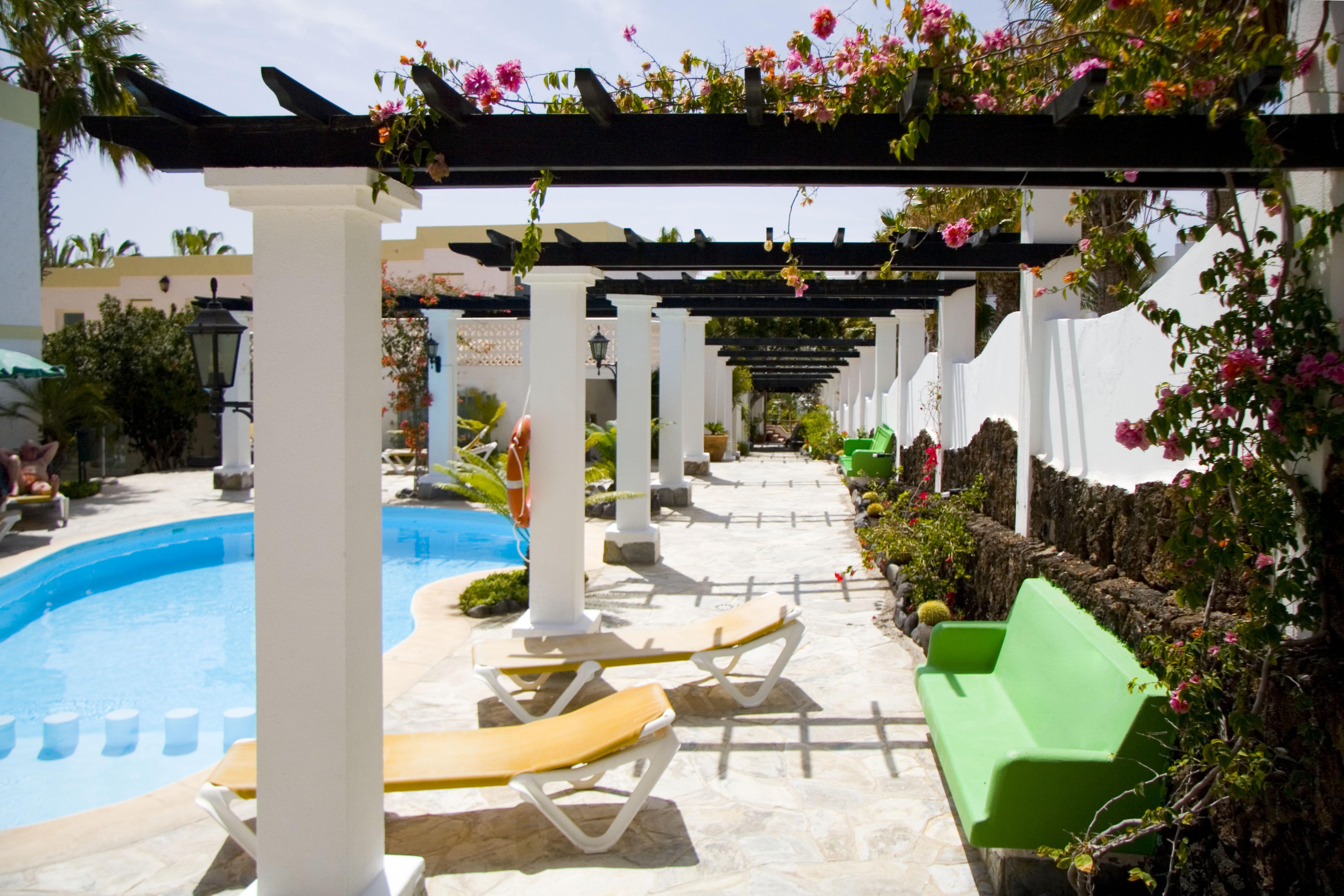 Aparthotel Esquinzo Y Monte Del Mar Playa De Esquinzo Eksteriør billede