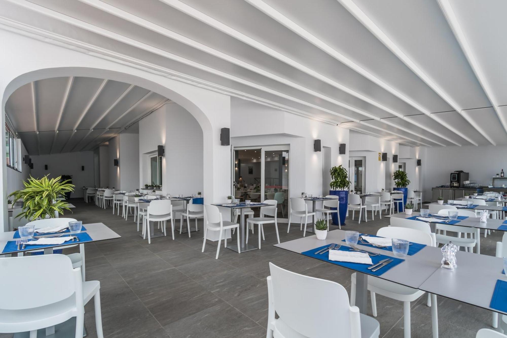 Aparthotel Esquinzo Y Monte Del Mar Playa De Esquinzo Eksteriør billede