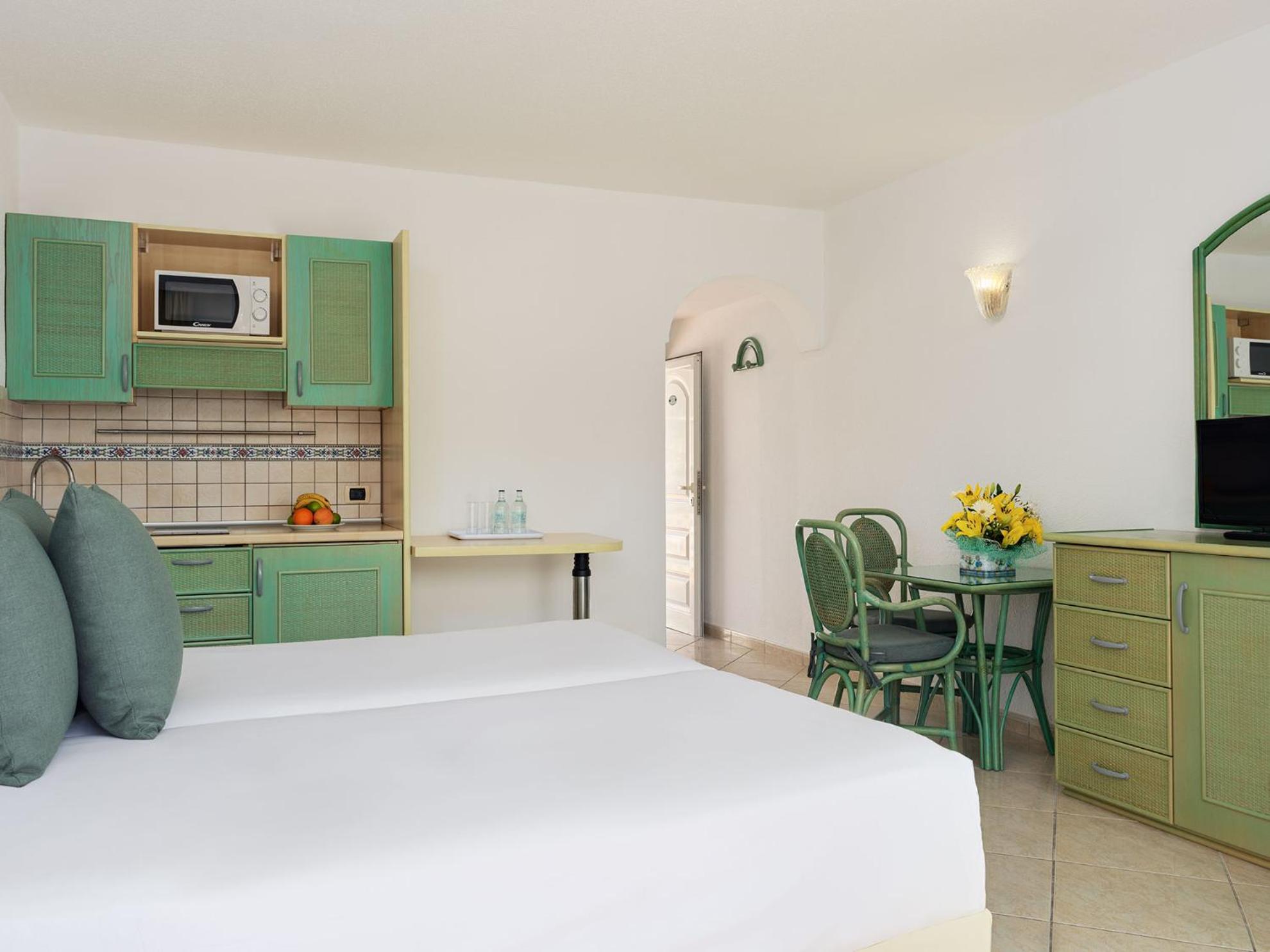 Aparthotel Esquinzo Y Monte Del Mar Playa De Esquinzo Eksteriør billede